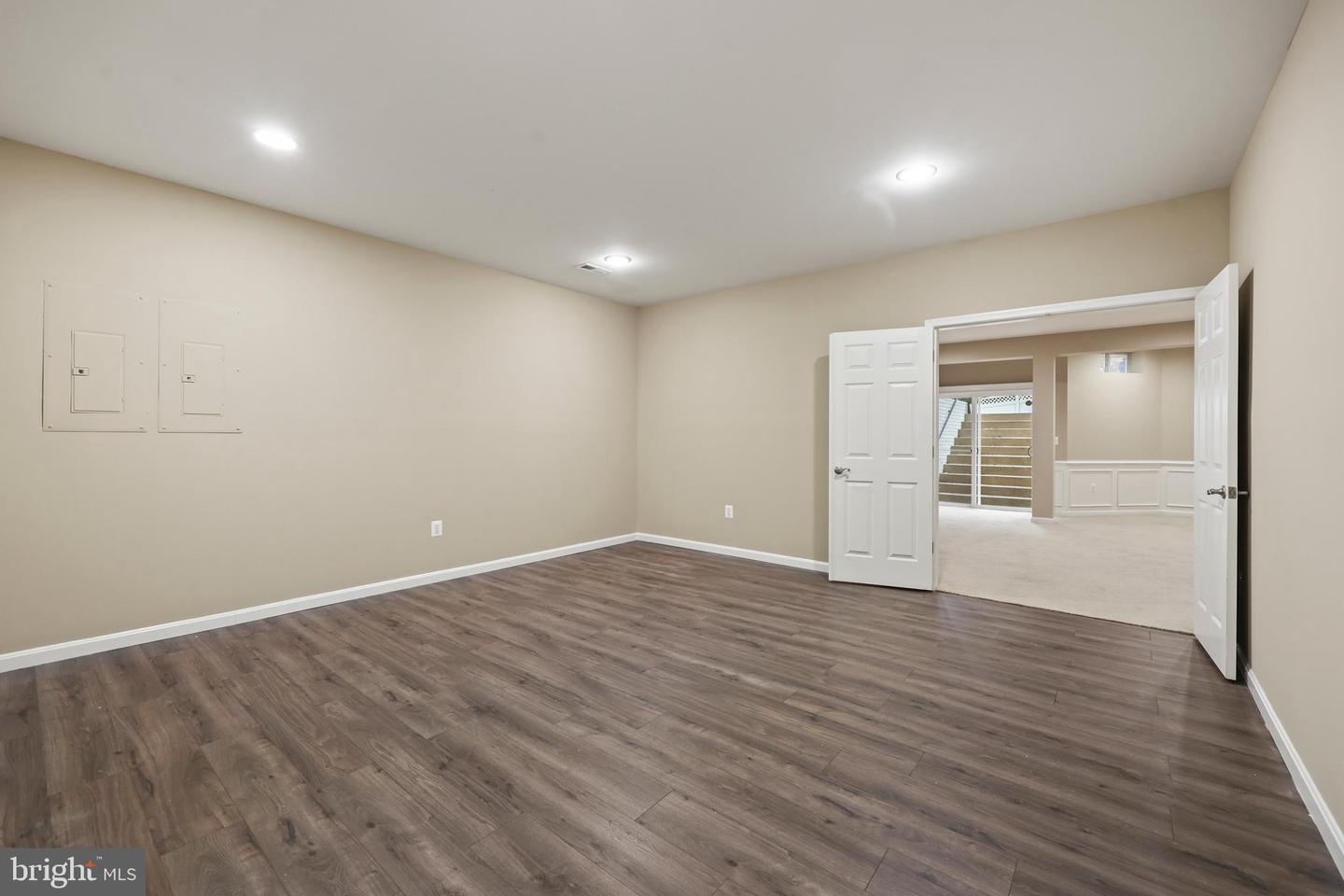 1019 E KENSINGTON CIR, FREDERICKSBURG, Virginia 22401, 5 Bedrooms Bedrooms, ,4 BathroomsBathrooms,Residential,For sale,1019 E KENSINGTON CIR,VAFB2009334 MLS # VAFB2009334