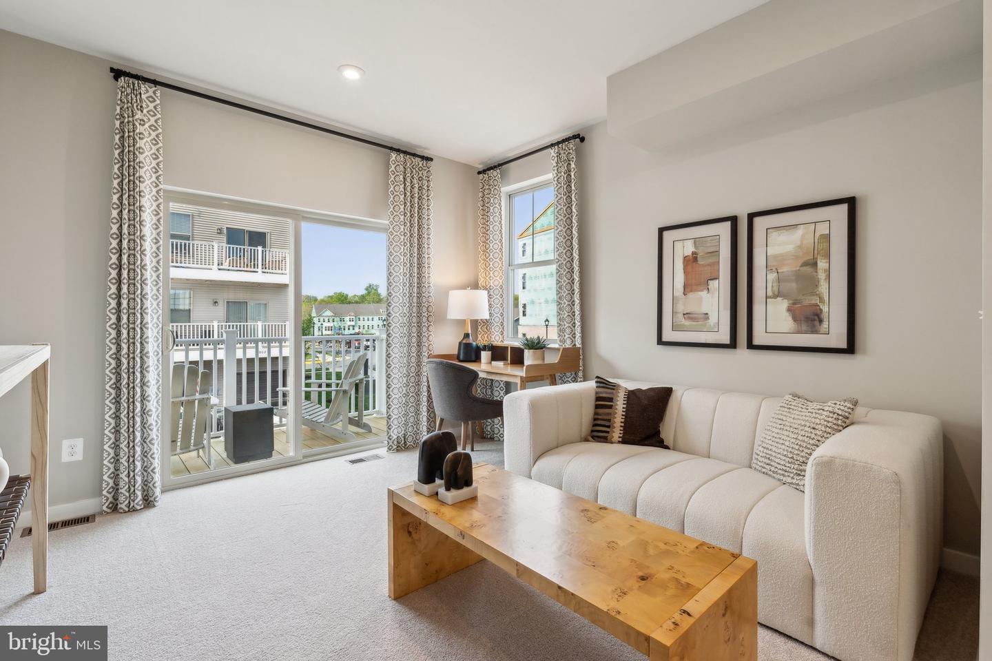 1043 INFERNO TER SE, LEESBURG, Virginia 20175, 2 Bedrooms Bedrooms, ,2 BathroomsBathrooms,Residential,For sale,1043 INFERNO TER SE,VALO2111620 MLS # VALO2111620