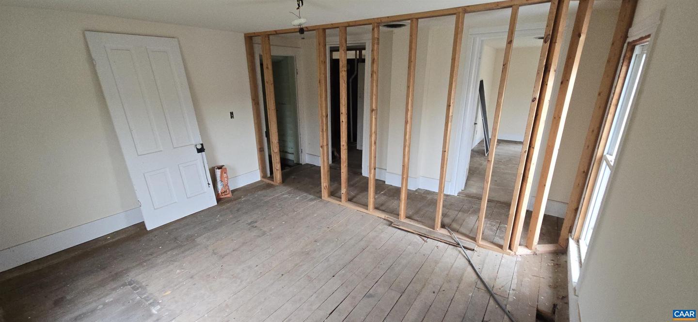 276 MAIN ST, STANARDSVILLE, Virginia 22973, 3 Bedrooms Bedrooms, ,2 BathroomsBathrooms,Residential,For sale,276 MAIN ST,671394 MLS # 671394