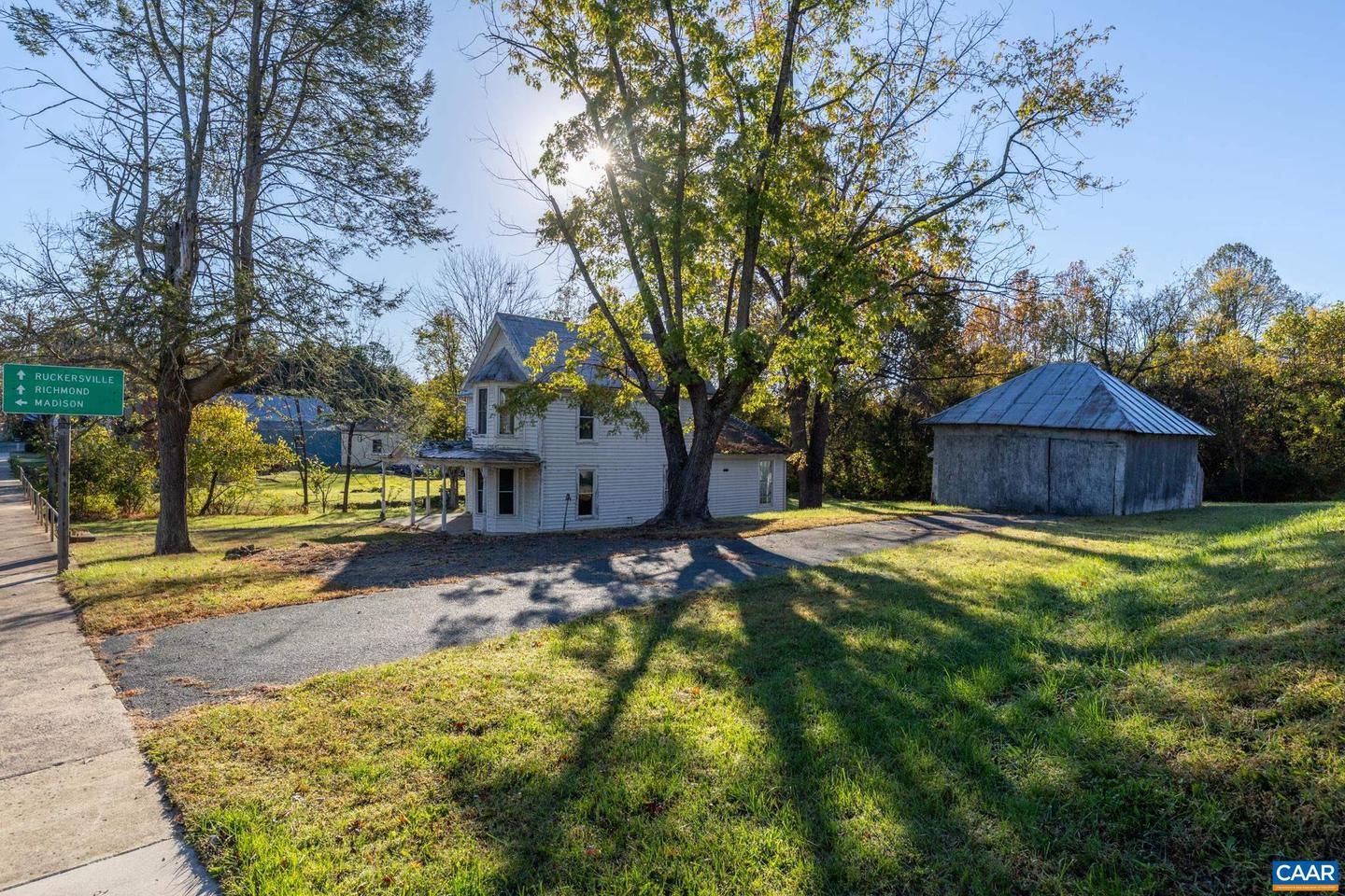 276 MAIN ST, STANARDSVILLE, Virginia 22973, 3 Bedrooms Bedrooms, ,2 BathroomsBathrooms,Residential,For sale,276 MAIN ST,671394 MLS # 671394