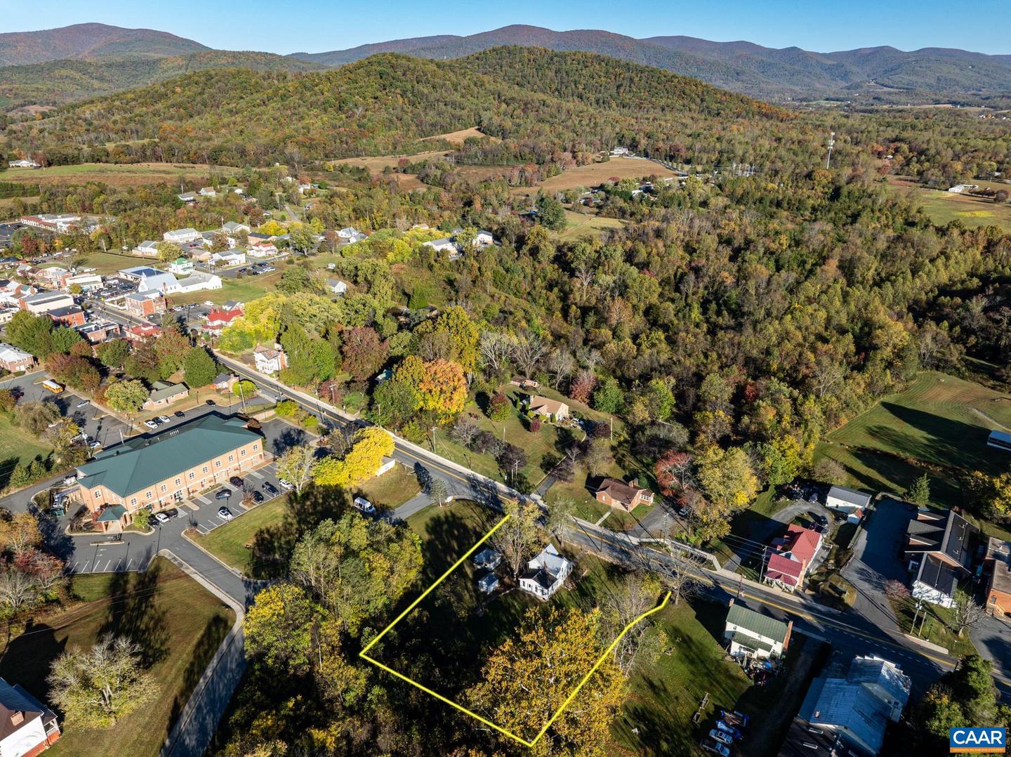 276 MAIN ST, STANARDSVILLE, Virginia 22973, 3 Bedrooms Bedrooms, ,2 BathroomsBathrooms,Residential,For sale,276 MAIN ST,671394 MLS # 671394