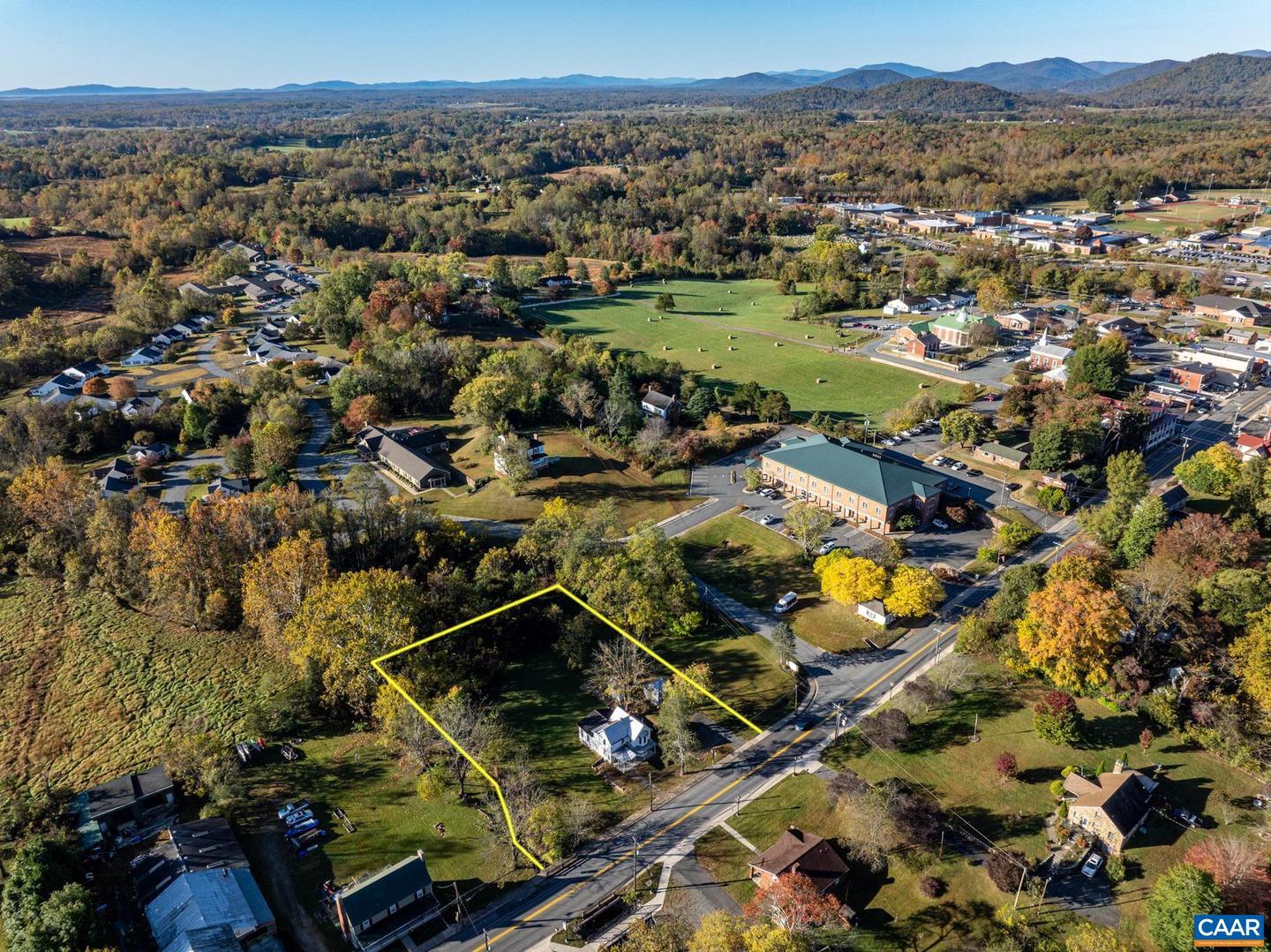 276 MAIN ST, STANARDSVILLE, Virginia 22973, 3 Bedrooms Bedrooms, ,2 BathroomsBathrooms,Residential,For sale,276 MAIN ST,671394 MLS # 671394