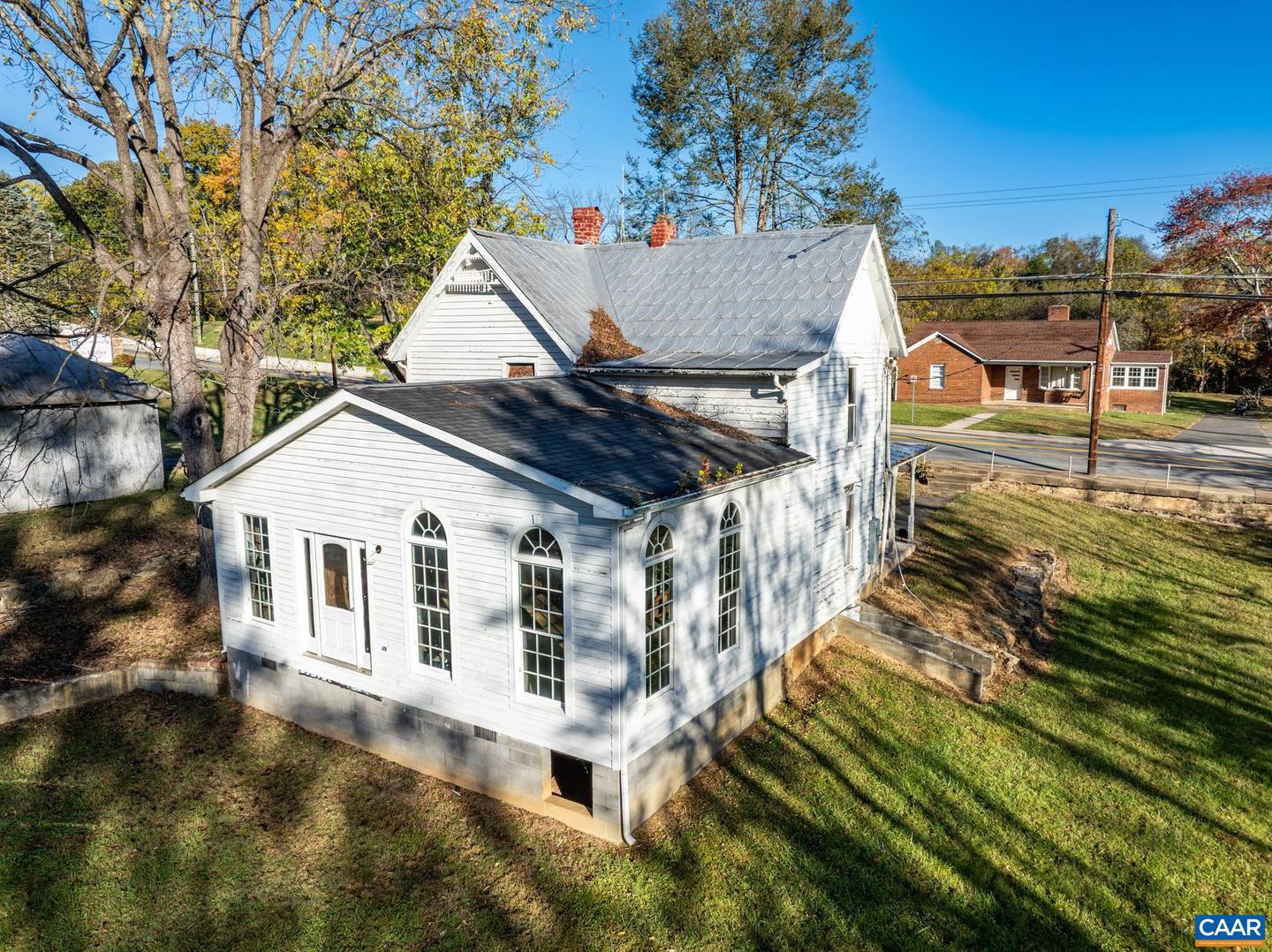 276 MAIN ST, STANARDSVILLE, Virginia 22973, 3 Bedrooms Bedrooms, ,2 BathroomsBathrooms,Residential,For sale,276 MAIN ST,671394 MLS # 671394