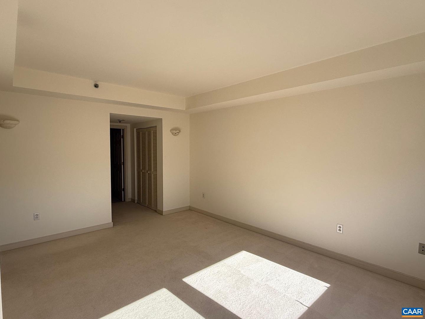 250 WEST MAIN ST #402, CHARLOTTESVILLE, Virginia 22902, 2 Bedrooms Bedrooms, ,2 BathroomsBathrooms,Residential,For sale,250 WEST MAIN ST #402,671395 MLS # 671395 250 WEST MAIN ST #402, CHARLOTTESVILLE, Virginia 22902, 2 Bedrooms Bedrooms, ,2 BathroomsBathrooms,Residential,For sale,250 WEST MAIN ST #402,671395 MLS # 671395