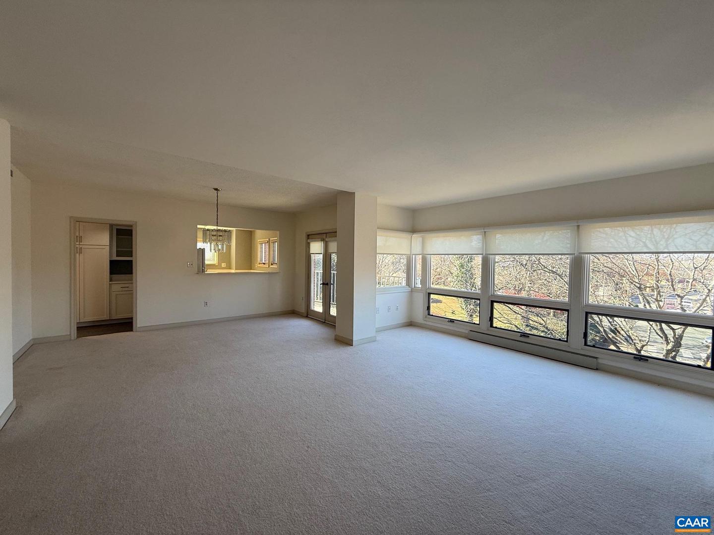 250 WEST MAIN ST #402, CHARLOTTESVILLE, Virginia 22902, 2 Bedrooms Bedrooms, ,2 BathroomsBathrooms,Residential,For sale,250 WEST MAIN ST #402,671395 MLS # 671395 250 WEST MAIN ST #402, CHARLOTTESVILLE, Virginia 22902, 2 Bedrooms Bedrooms, ,2 BathroomsBathrooms,Residential,For sale,250 WEST MAIN ST #402,671395 MLS # 671395