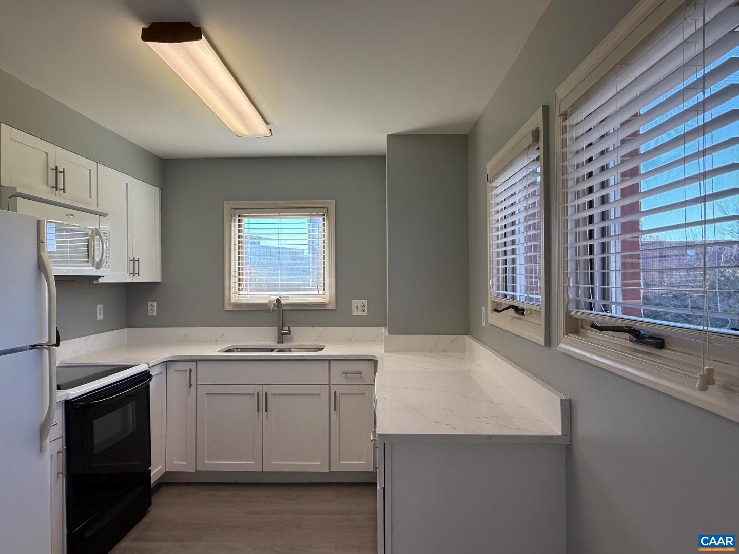 250 WEST MAIN ST #402, CHARLOTTESVILLE, Virginia 22902, 2 Bedrooms Bedrooms, ,2 BathroomsBathrooms,Residential,For sale,250 WEST MAIN ST #402,671395 MLS # 671395 250 WEST MAIN ST #402, CHARLOTTESVILLE, Virginia 22902, 2 Bedrooms Bedrooms, ,2 BathroomsBathrooms,Residential,For sale,250 WEST MAIN ST #402,671395 MLS # 671395