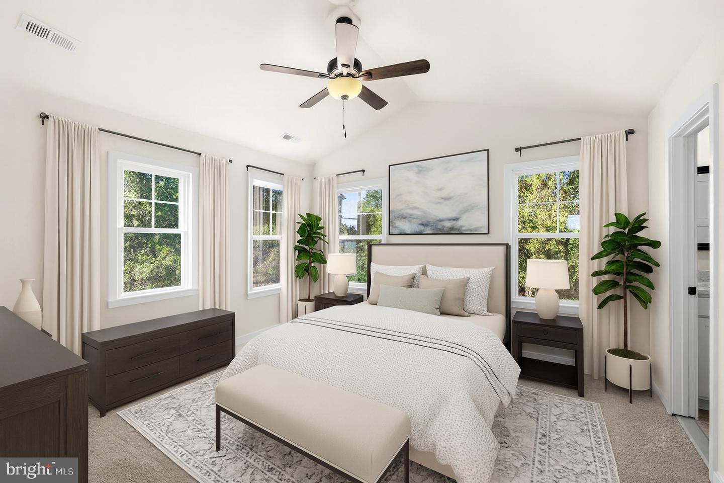 729 LAKEVIEW DR, COLONIAL BEACH, Virginia 22443, 3 Bedrooms Bedrooms, ,2 BathroomsBathrooms,Residential,For sale,729 LAKEVIEW DR,VAWE2010162 MLS # VAWE2010162