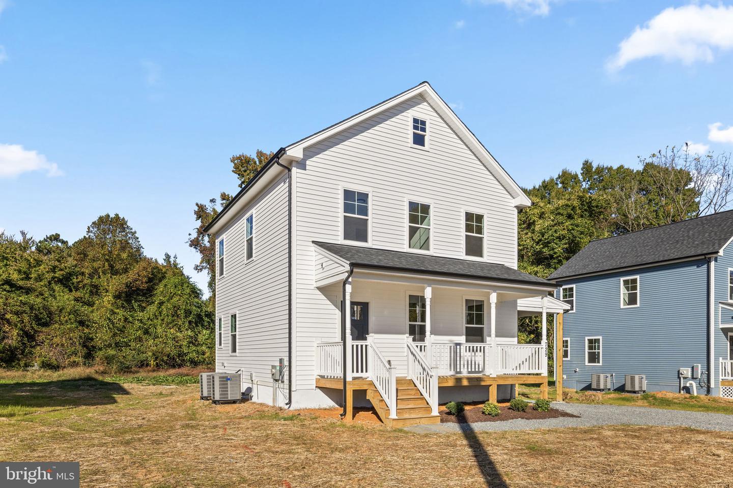 729 LAKEVIEW DR, COLONIAL BEACH, Virginia 22443, 3 Bedrooms Bedrooms, ,2 BathroomsBathrooms,Residential,For sale,729 LAKEVIEW DR,VAWE2010162 MLS # VAWE2010162