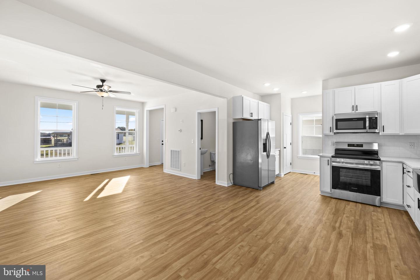 739 LAKEVIEW DR, COLONIAL BEACH, Virginia 22443, 3 Bedrooms Bedrooms, ,2 BathroomsBathrooms,Residential,For sale,739 LAKEVIEW DR,VAWE2010164 MLS # VAWE2010164