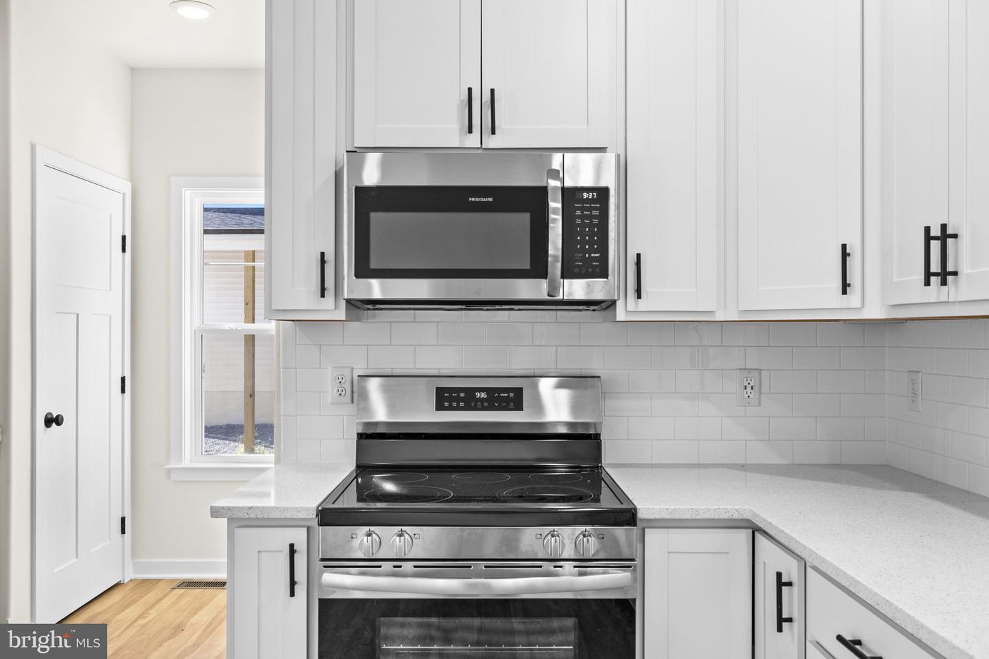 739 LAKEVIEW DR, COLONIAL BEACH, Virginia 22443, 3 Bedrooms Bedrooms, ,2 BathroomsBathrooms,Residential,For sale,739 LAKEVIEW DR,VAWE2010164 MLS # VAWE2010164