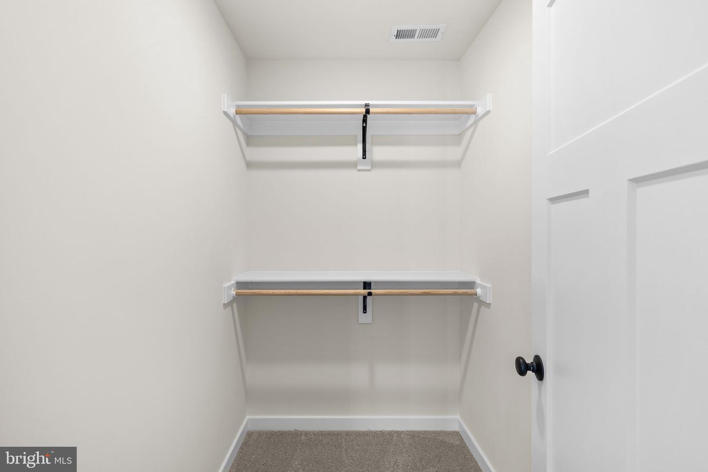 739 LAKEVIEW DR, COLONIAL BEACH, Virginia 22443, 3 Bedrooms Bedrooms, ,2 BathroomsBathrooms,Residential,For sale,739 LAKEVIEW DR,VAWE2010164 MLS # VAWE2010164