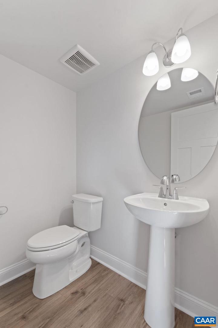 3028 FARROW CIR, CHARLOTTESVILLE, Virginia 22901, 3 Bedrooms Bedrooms, ,2 BathroomsBathrooms,Residential,For sale,3028 FARROW CIR,671397 MLS # 671397