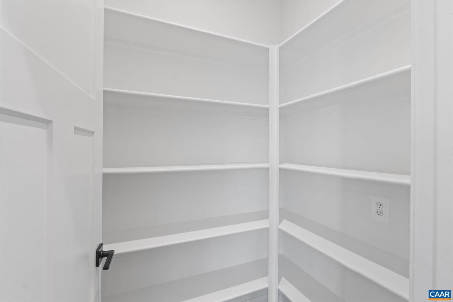 3028 FARROW CIR, CHARLOTTESVILLE, Virginia 22901, 3 Bedrooms Bedrooms, ,2 BathroomsBathrooms,Residential,For sale,3028 FARROW CIR,671397 MLS # 671397