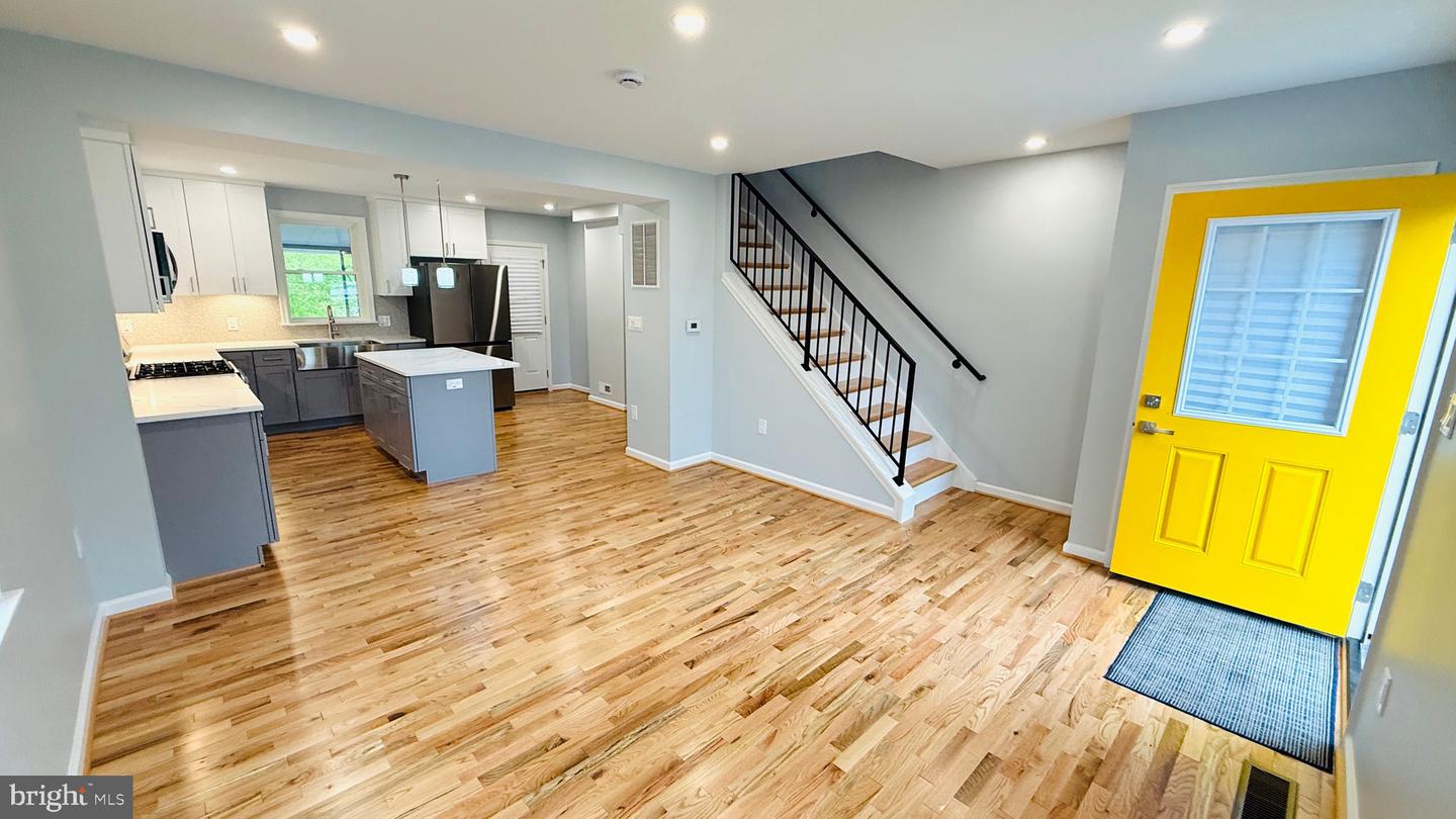 709 ADRIAN ST SE, WASHINGTON, District Of Columbia 20019, 4 Bedrooms Bedrooms, ,2 BathroomsBathrooms,Residential,For sale,709 ADRIAN ST SE,DCDC2232866 MLS # DCDC2232866