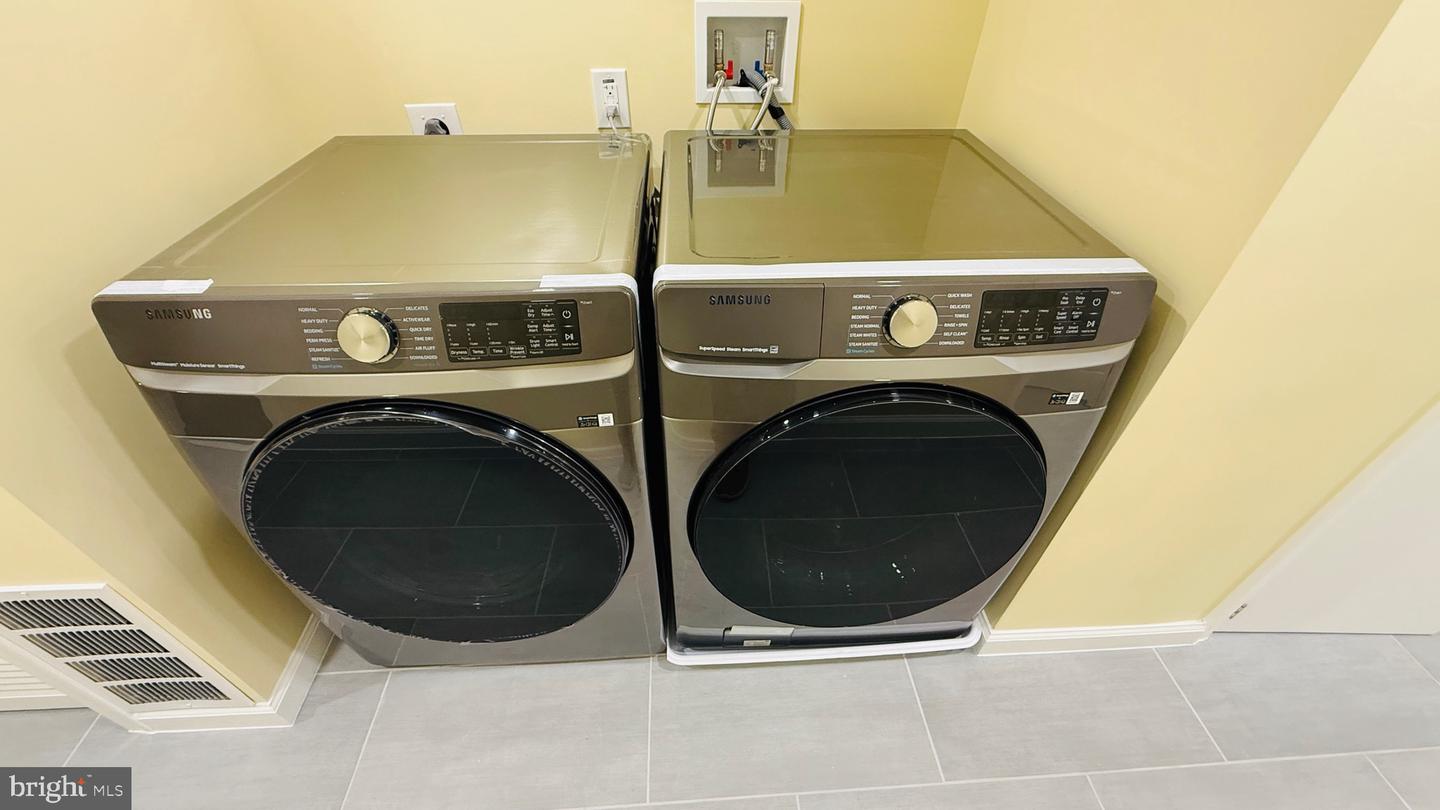 709 ADRIAN ST SE, WASHINGTON, District Of Columbia 20019, 4 Bedrooms Bedrooms, ,2 BathroomsBathrooms,Residential,For sale,709 ADRIAN ST SE,DCDC2232866 MLS # DCDC2232866