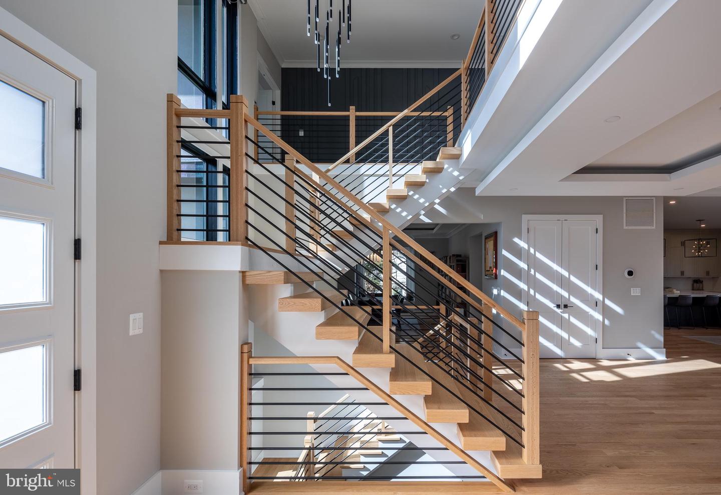 6884 CHURCHILL RD, MCLEAN, Virginia 22101, 6 Bedrooms Bedrooms, ,6 BathroomsBathrooms,Residential,For sale,6884 CHURCHILL RD,VAFX2280252 MLS # VAFX2280252