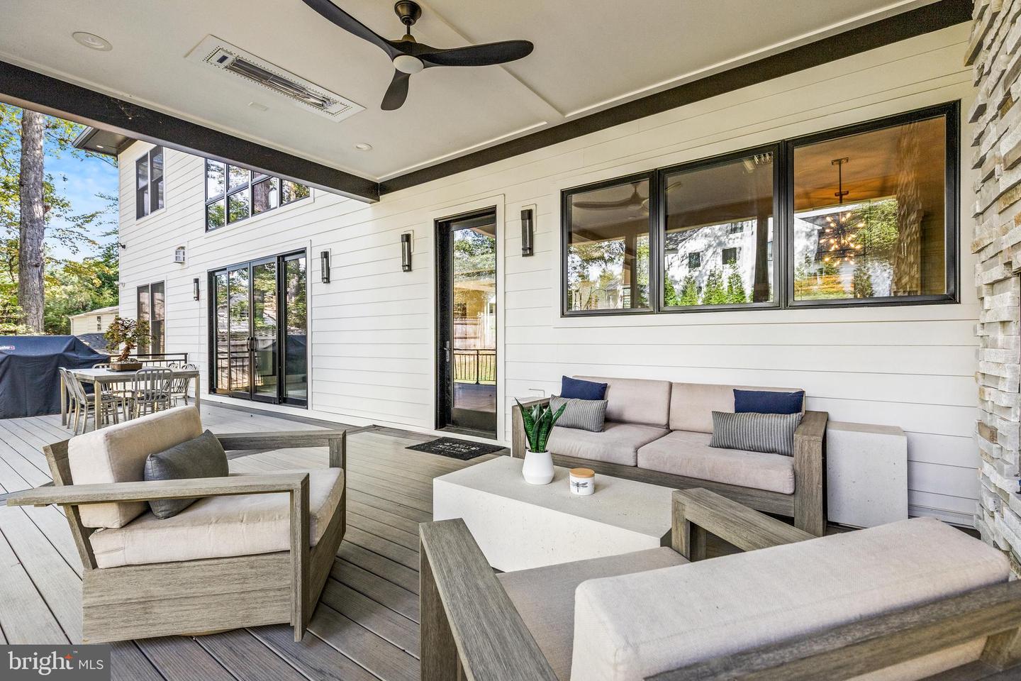 6884 CHURCHILL RD, MCLEAN, Virginia 22101, 6 Bedrooms Bedrooms, ,6 BathroomsBathrooms,Residential,For sale,6884 CHURCHILL RD,VAFX2280252 MLS # VAFX2280252