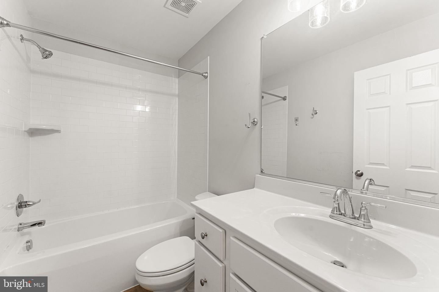 10820 CHANCELLORVILLE DR, SPOTSYLVANIA, Virginia 22553, 4 Bedrooms Bedrooms, ,3 BathroomsBathrooms,Residential,For sale,10820 CHANCELLORVILLE DR,VASP2037796 MLS # VASP2037796