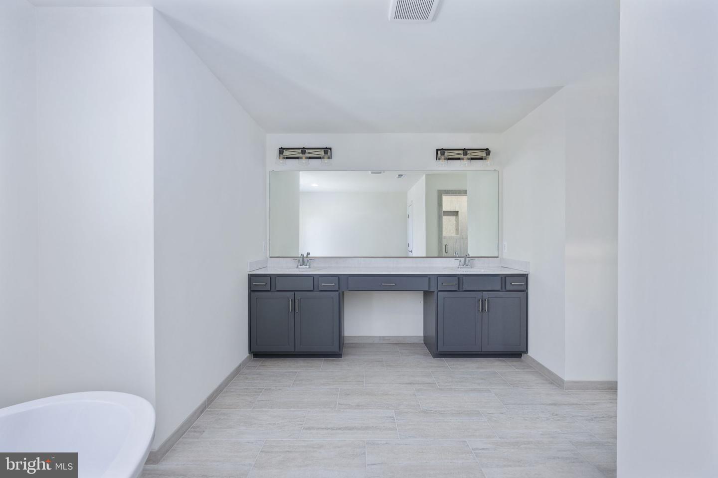 569 TACKETTS MILL RD, STAFFORD, Virginia 22556, 4 Bedrooms Bedrooms, ,3 BathroomsBathrooms,Residential,For sale,569 TACKETTS MILL RD,VAST2044400 MLS # VAST2044400