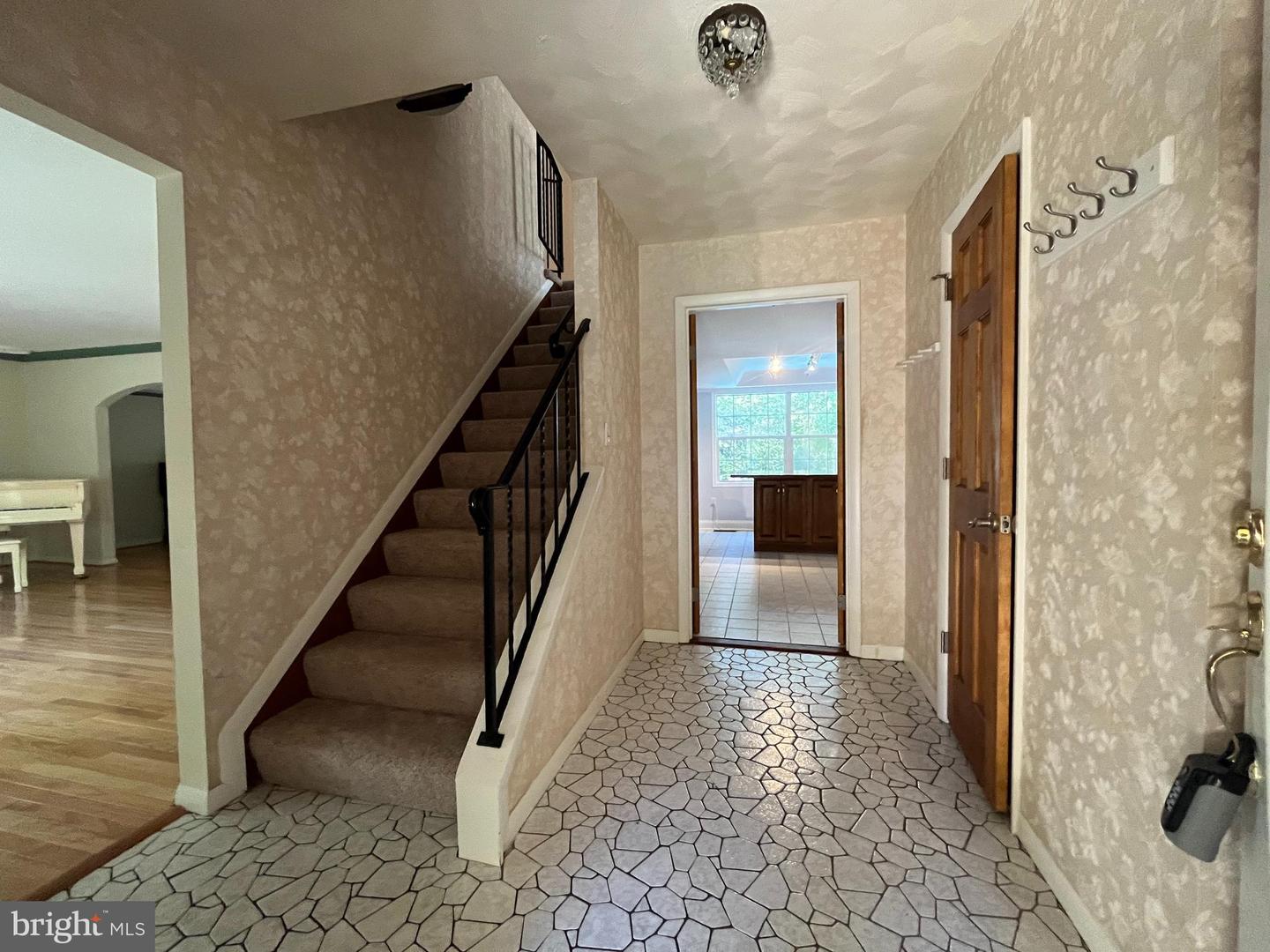 3203 RIVERVIEW DR, TRIANGLE, Virginia 22172, 5 Bedrooms Bedrooms, ,3 BathroomsBathrooms,Residential,For sale,3203 RIVERVIEW DR,VAPW2108236 MLS # VAPW2108236 3203 RIVERVIEW DR, TRIANGLE, Virginia 22172, 5 Bedrooms Bedrooms, ,3 BathroomsBathrooms,Residential,For sale,3203 RIVERVIEW DR,VAPW2108236 MLS # VAPW2108236