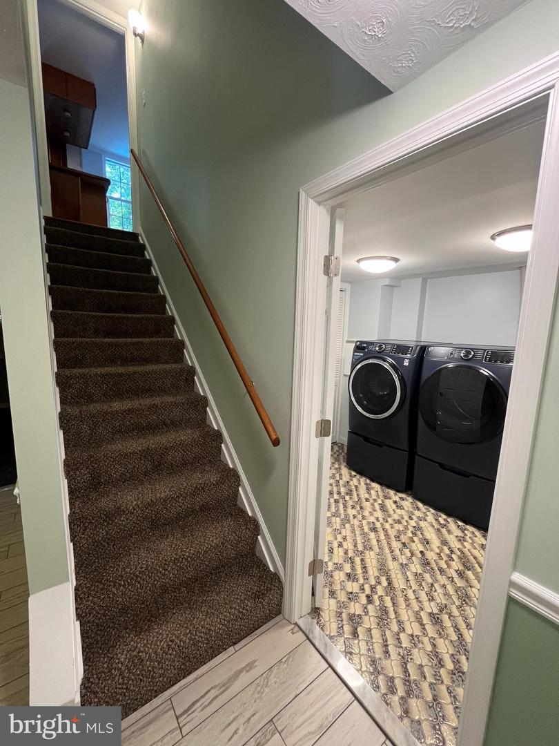 3203 RIVERVIEW DR, TRIANGLE, Virginia 22172, 5 Bedrooms Bedrooms, ,3 BathroomsBathrooms,Residential,For sale,3203 RIVERVIEW DR,VAPW2108236 MLS # VAPW2108236 3203 RIVERVIEW DR, TRIANGLE, Virginia 22172, 5 Bedrooms Bedrooms, ,3 BathroomsBathrooms,Residential,For sale,3203 RIVERVIEW DR,VAPW2108236 MLS # VAPW2108236