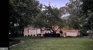 3203 RIVERVIEW DR, TRIANGLE, Virginia 22172, 5 Bedrooms Bedrooms, ,3 BathroomsBathrooms,Residential,For sale,3203 RIVERVIEW DR,VAPW2108236 MLS # VAPW2108236