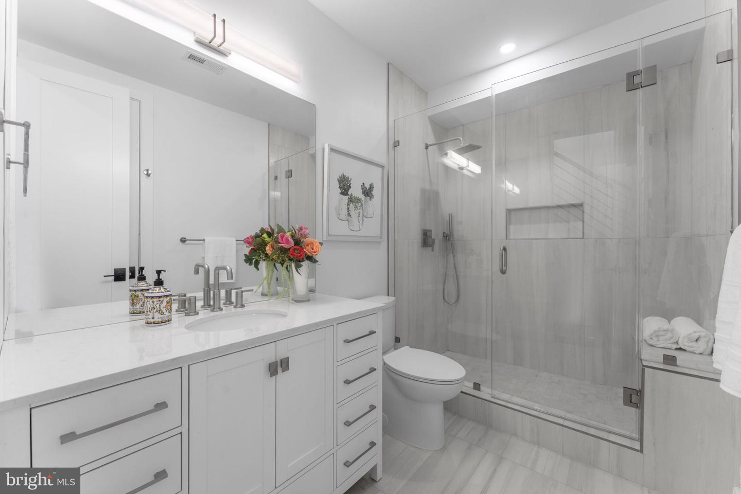 602 U ST NW, WASHINGTON, District Of Columbia 20001, 4 Bedrooms Bedrooms, ,3 BathroomsBathrooms,Residential,For sale,602 U ST NW,DCDC2232888 MLS # DCDC2232888 602 U ST NW, WASHINGTON, District Of Columbia 20001, 4 Bedrooms Bedrooms, ,3 BathroomsBathrooms,Residential,For sale,602 U ST NW,DCDC2232888 MLS # DCDC2232888