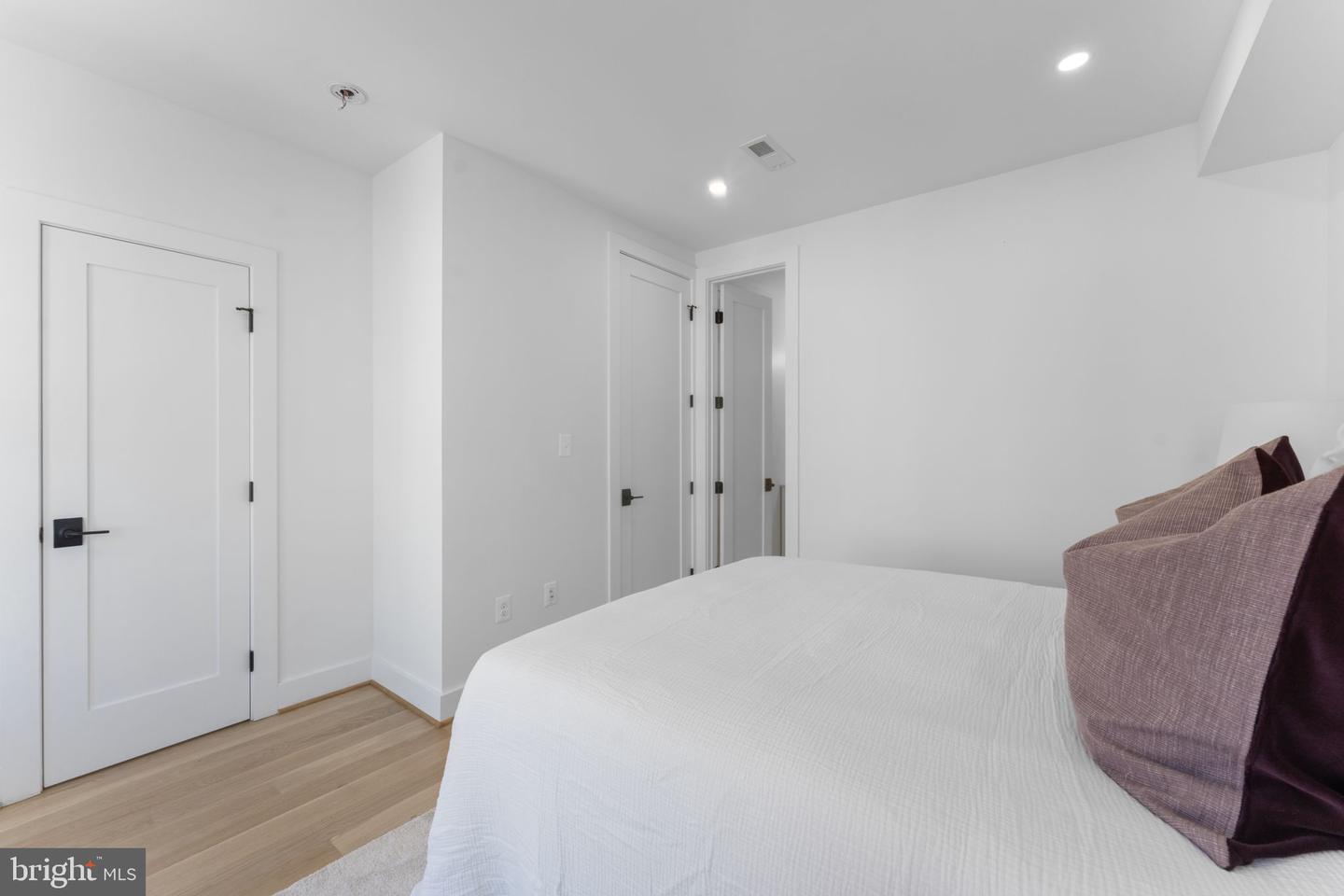 602 U ST NW, WASHINGTON, District Of Columbia 20001, 4 Bedrooms Bedrooms, ,3 BathroomsBathrooms,Residential,For sale,602 U ST NW,DCDC2232888 MLS # DCDC2232888 602 U ST NW, WASHINGTON, District Of Columbia 20001, 4 Bedrooms Bedrooms, ,3 BathroomsBathrooms,Residential,For sale,602 U ST NW,DCDC2232888 MLS # DCDC2232888