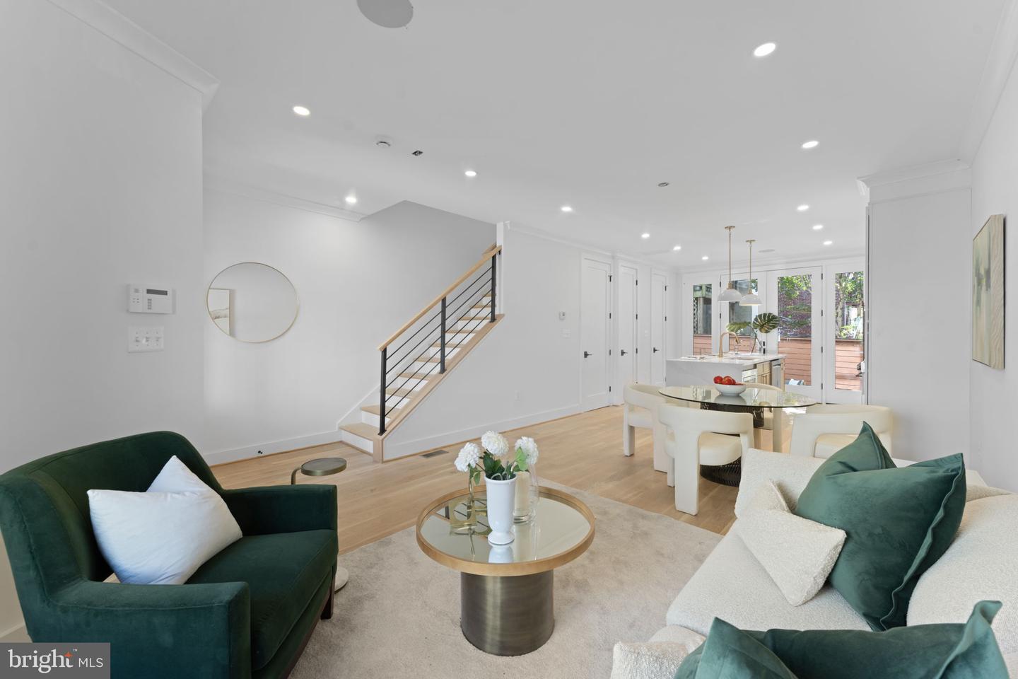 602 U ST NW, WASHINGTON, District Of Columbia 20001, 4 Bedrooms Bedrooms, ,3 BathroomsBathrooms,Residential,For sale,602 U ST NW,DCDC2232888 MLS # DCDC2232888 602 U ST NW, WASHINGTON, District Of Columbia 20001, 4 Bedrooms Bedrooms, ,3 BathroomsBathrooms,Residential,For sale,602 U ST NW,DCDC2232888 MLS # DCDC2232888