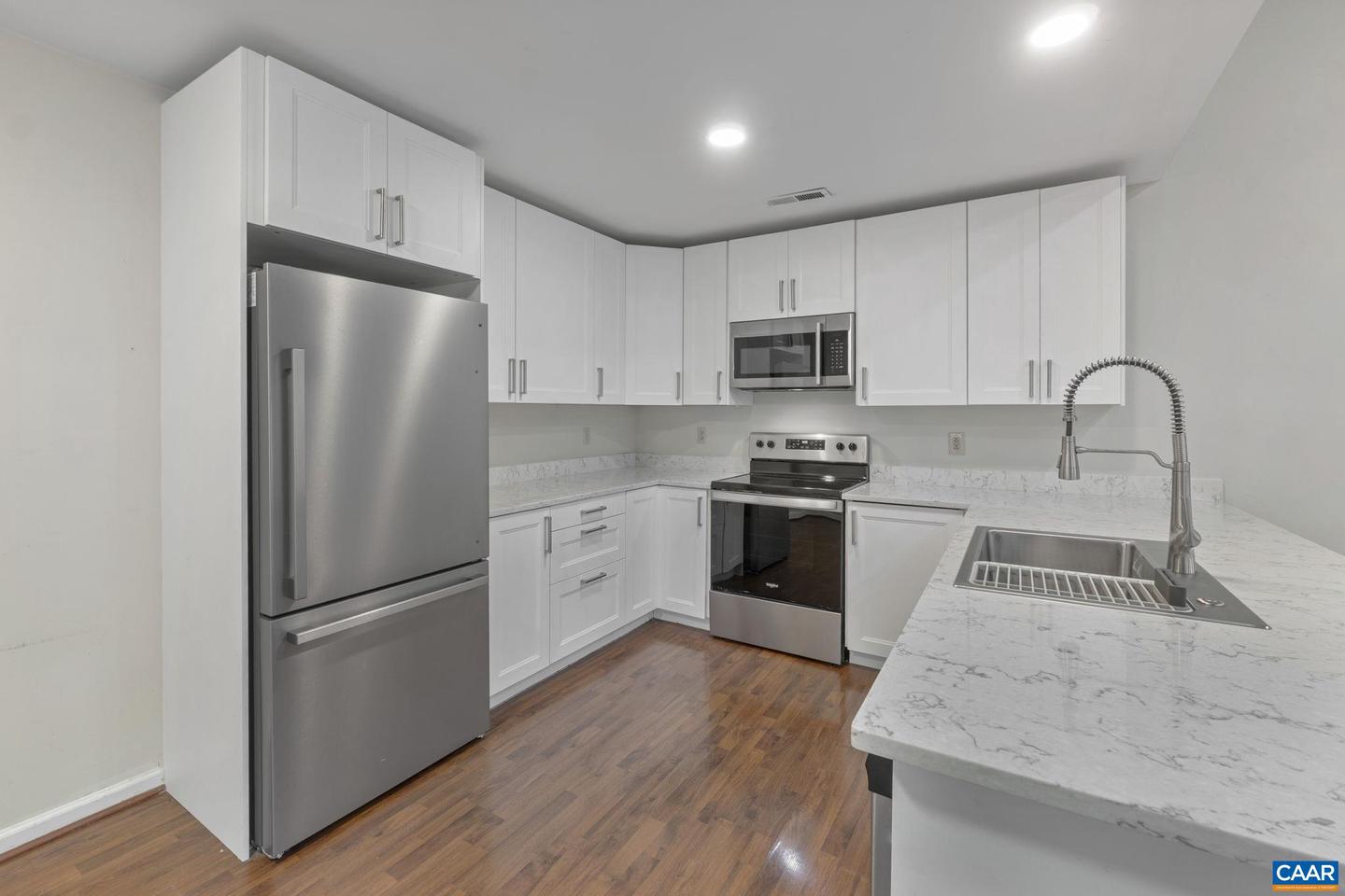 572 WHITCOVER CIR, CHARLOTTESVILLE, Virginia 22901, 4 Bedrooms Bedrooms, ,3 BathroomsBathrooms,Residential,For sale,572 WHITCOVER CIR,671410 MLS # 671410 572 WHITCOVER CIR, CHARLOTTESVILLE, Virginia 22901, 4 Bedrooms Bedrooms, ,3 BathroomsBathrooms,Residential,For sale,572 WHITCOVER CIR,671410 MLS # 671410