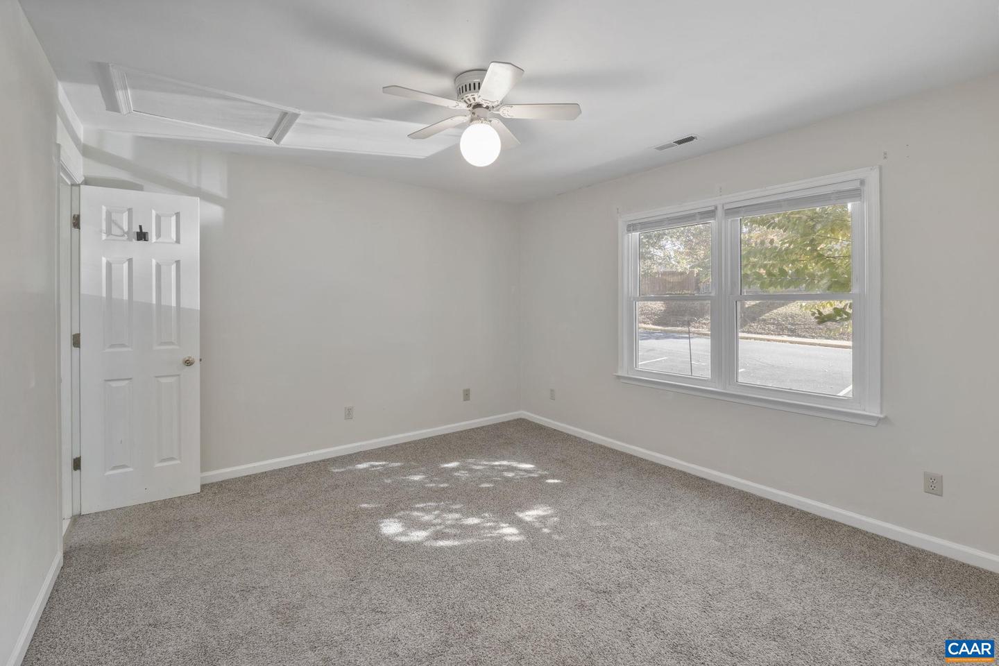 572 WHITCOVER CIR, CHARLOTTESVILLE, Virginia 22901, 4 Bedrooms Bedrooms, ,3 BathroomsBathrooms,Residential,For sale,572 WHITCOVER CIR,671410 MLS # 671410 572 WHITCOVER CIR, CHARLOTTESVILLE, Virginia 22901, 4 Bedrooms Bedrooms, ,3 BathroomsBathrooms,Residential,For sale,572 WHITCOVER CIR,671410 MLS # 671410