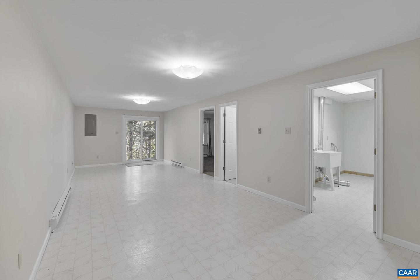 572 WHITCOVER CIR, CHARLOTTESVILLE, Virginia 22901, 4 Bedrooms Bedrooms, ,3 BathroomsBathrooms,Residential,For sale,572 WHITCOVER CIR,671410 MLS # 671410 572 WHITCOVER CIR, CHARLOTTESVILLE, Virginia 22901, 4 Bedrooms Bedrooms, ,3 BathroomsBathrooms,Residential,For sale,572 WHITCOVER CIR,671410 MLS # 671410