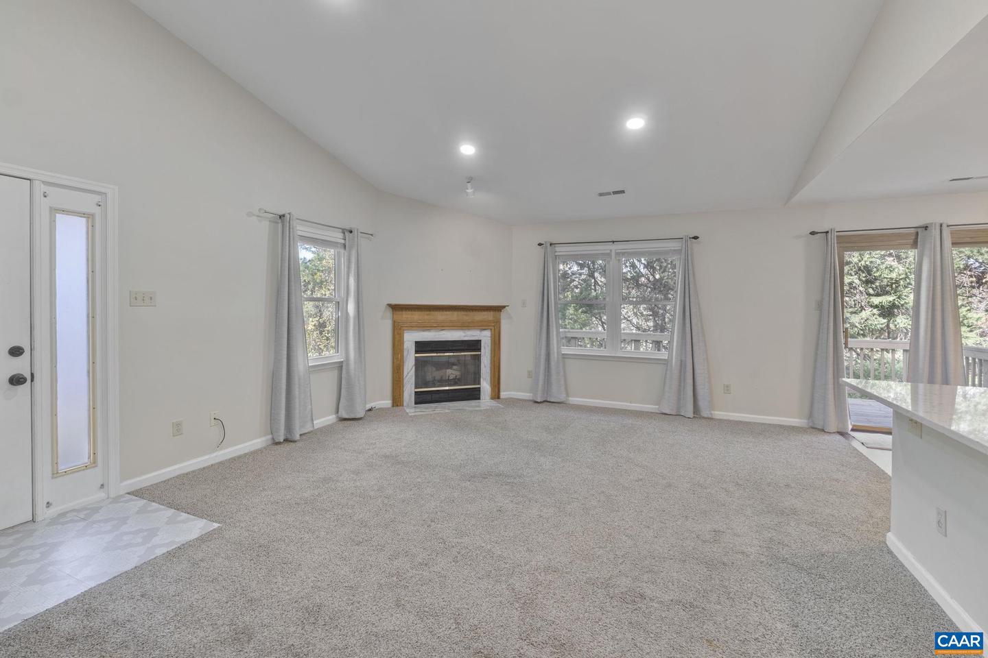 572 WHITCOVER CIR, CHARLOTTESVILLE, Virginia 22901, 4 Bedrooms Bedrooms, ,3 BathroomsBathrooms,Residential,For sale,572 WHITCOVER CIR,671410 MLS # 671410 572 WHITCOVER CIR, CHARLOTTESVILLE, Virginia 22901, 4 Bedrooms Bedrooms, ,3 BathroomsBathrooms,Residential,For sale,572 WHITCOVER CIR,671410 MLS # 671410