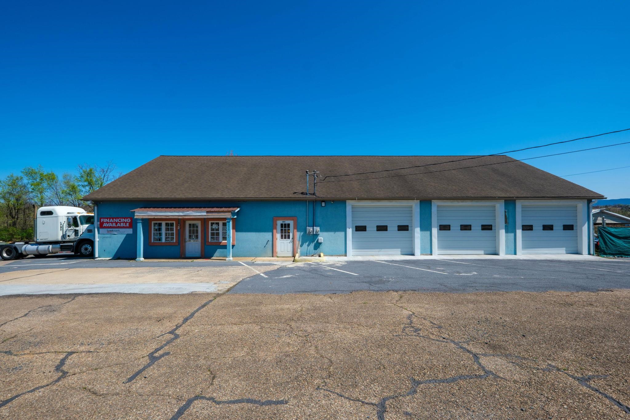 1090 VIRGINIA AVE, HARRISONBURG, Virginia 22802, ,Commercial,1090 VIRGINIA AVE,671414 MLS # 671414