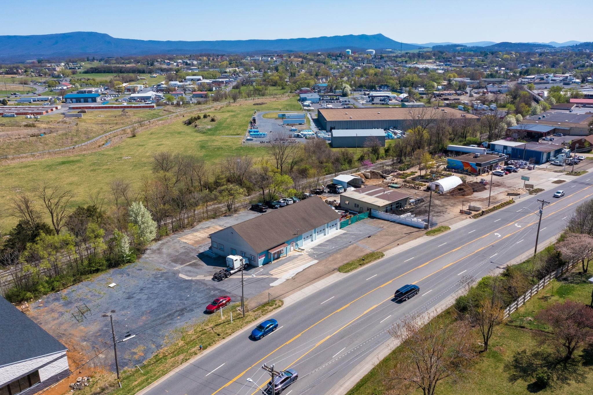 1090 VIRGINIA AVE, HARRISONBURG, Virginia 22802, ,Commercial,1090 VIRGINIA AVE,671414 MLS # 671414