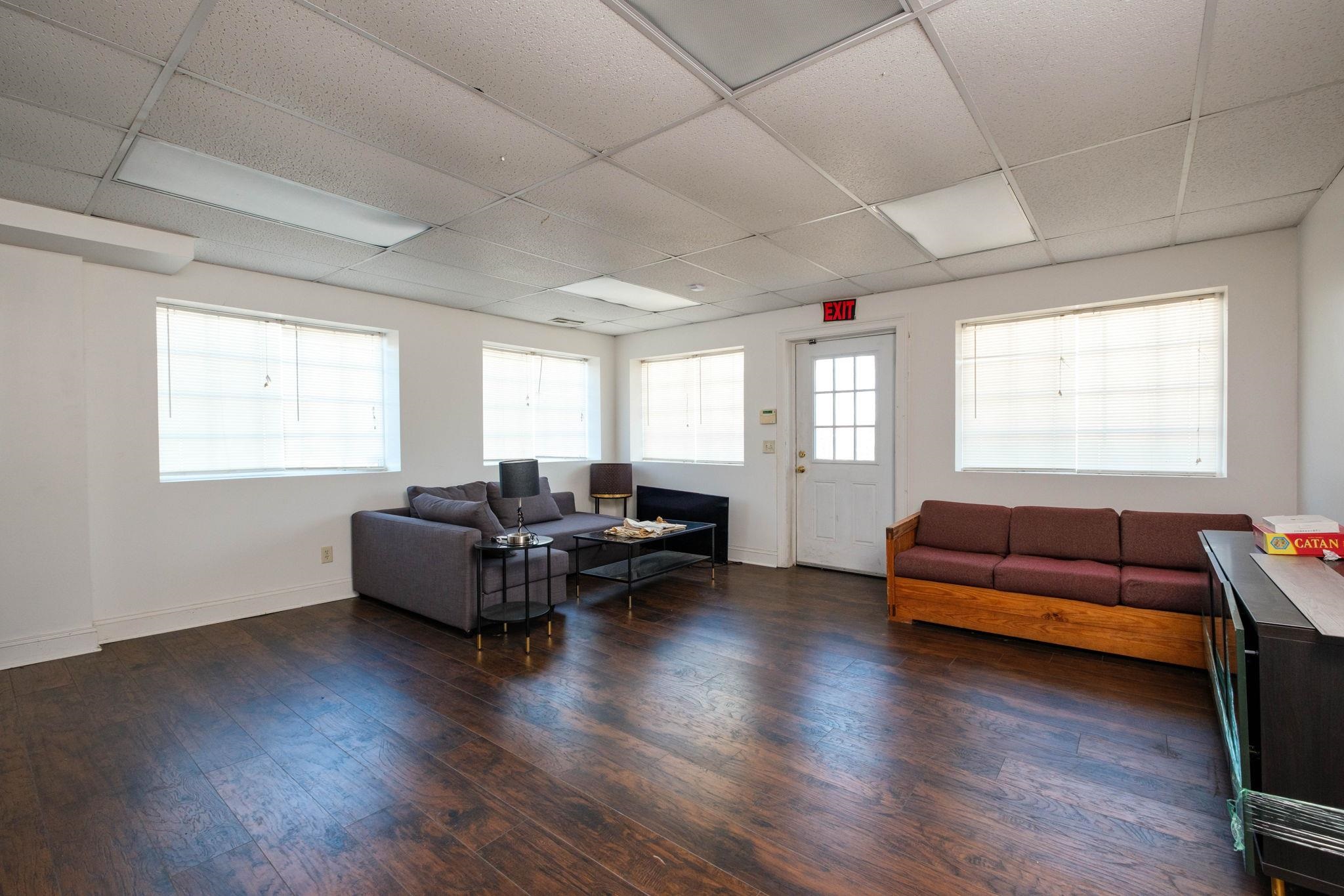 1090 VIRGINIA AVE, HARRISONBURG, Virginia 22802, ,Commercial,1090 VIRGINIA AVE,671414 MLS # 671414