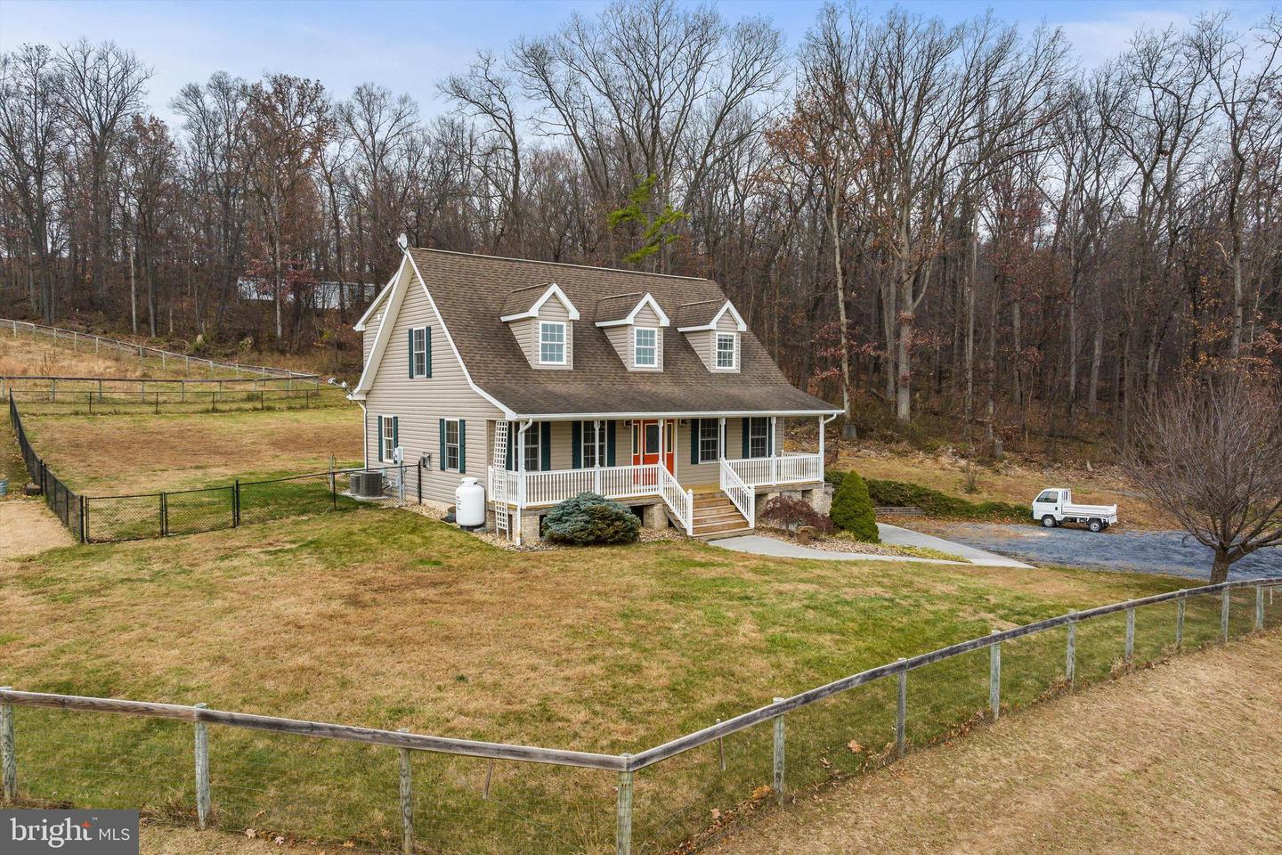 6527 STABLE VIEW LN, TIMBERVILLE, Virginia 22853, 3 Bedrooms Bedrooms, ,3 BathroomsBathrooms,Farm,For sale,6527 STABLE VIEW LN,VARO2002750 MLS # VARO2002750 6527 STABLE VIEW LN, TIMBERVILLE, Virginia 22853, 3 Bedrooms Bedrooms, ,3 BathroomsBathrooms,Farm,For sale,6527 STABLE VIEW LN,VARO2002750 MLS # VARO2002750