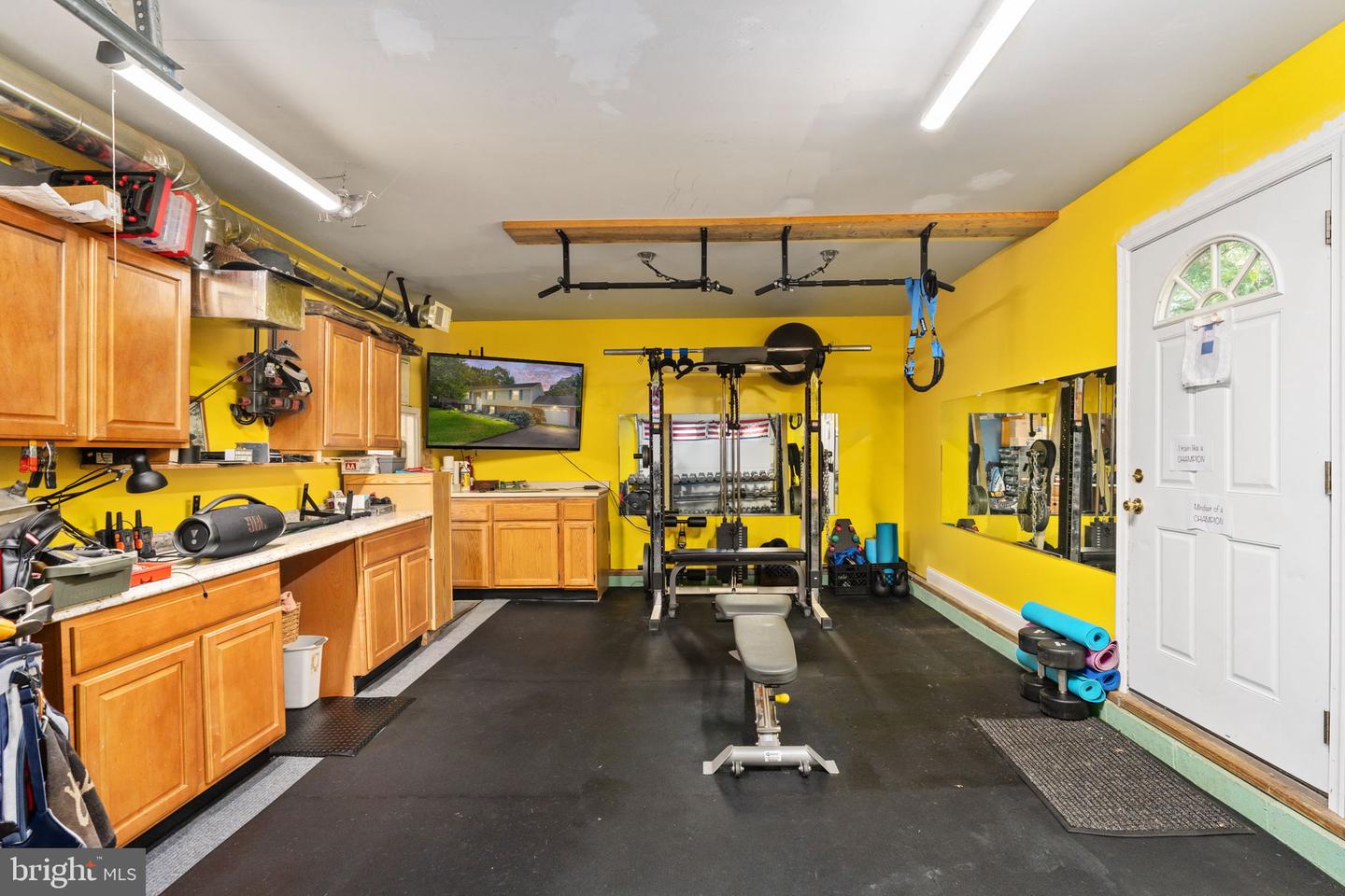 102 BREEZEWOOD DR, FREDERICKSBURG, Virginia 22407, 2 Bedrooms Bedrooms, ,3 BathroomsBathrooms,Residential,For sale,102 BREEZEWOOD DR,VASP2034212 MLS # VASP2034212