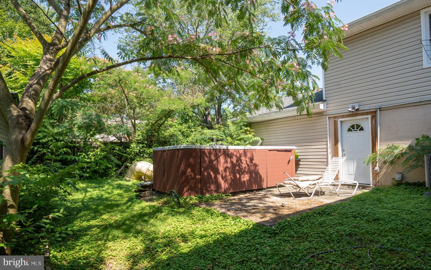 102 BREEZEWOOD DR, FREDERICKSBURG, Virginia 22407, 2 Bedrooms Bedrooms, ,3 BathroomsBathrooms,Residential,For sale,102 BREEZEWOOD DR,VASP2034212 MLS # VASP2034212