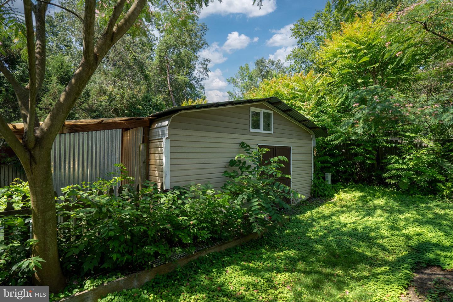 102 BREEZEWOOD DR, FREDERICKSBURG, Virginia 22407, 2 Bedrooms Bedrooms, ,3 BathroomsBathrooms,Residential,For sale,102 BREEZEWOOD DR,VASP2034212 MLS # VASP2034212