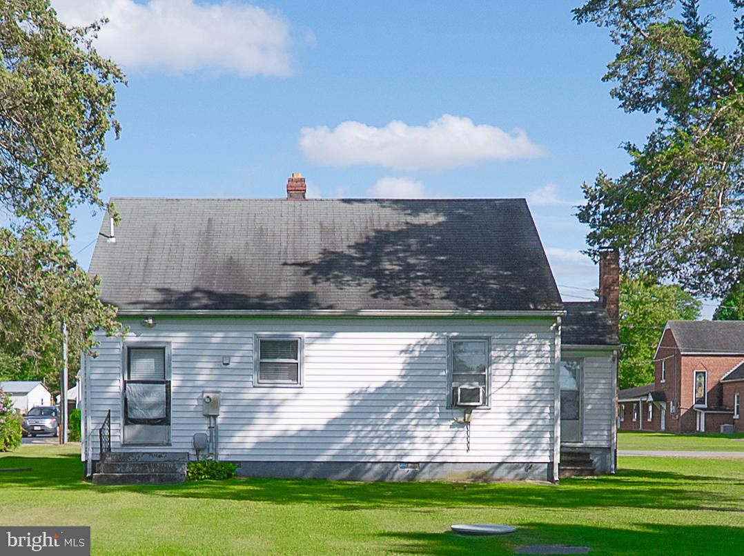 17272 BLATT AVE, MILFORD, Virginia 22514, 3 Bedrooms Bedrooms, ,1 BathroomBathrooms,Residential,For sale,17272 BLATT AVE,VACV2008688 MLS # VACV2008688