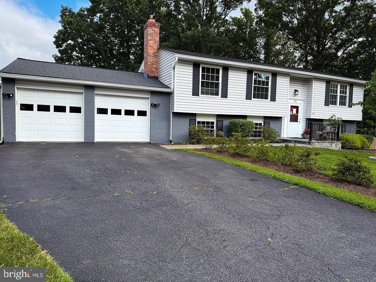 229 APPLEGATE DR, STERLING, Virginia 20164, 4 Bedrooms Bedrooms, ,3 BathroomsBathrooms,Residential,For sale,229 APPLEGATE DR,VALO2104906 MLS # VALO2104906 229 APPLEGATE DR, STERLING, Virginia 20164, 4 Bedrooms Bedrooms, ,3 BathroomsBathrooms,Residential,For sale,229 APPLEGATE DR,VALO2104906 MLS # VALO2104906