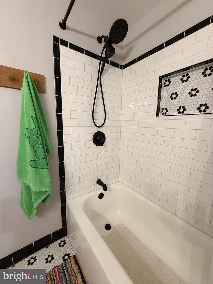 229 APPLEGATE DR, STERLING, Virginia 20164, 4 Bedrooms Bedrooms, ,3 BathroomsBathrooms,Residential,For sale,229 APPLEGATE DR,VALO2104906 MLS # VALO2104906 229 APPLEGATE DR, STERLING, Virginia 20164, 4 Bedrooms Bedrooms, ,3 BathroomsBathrooms,Residential,For sale,229 APPLEGATE DR,VALO2104906 MLS # VALO2104906