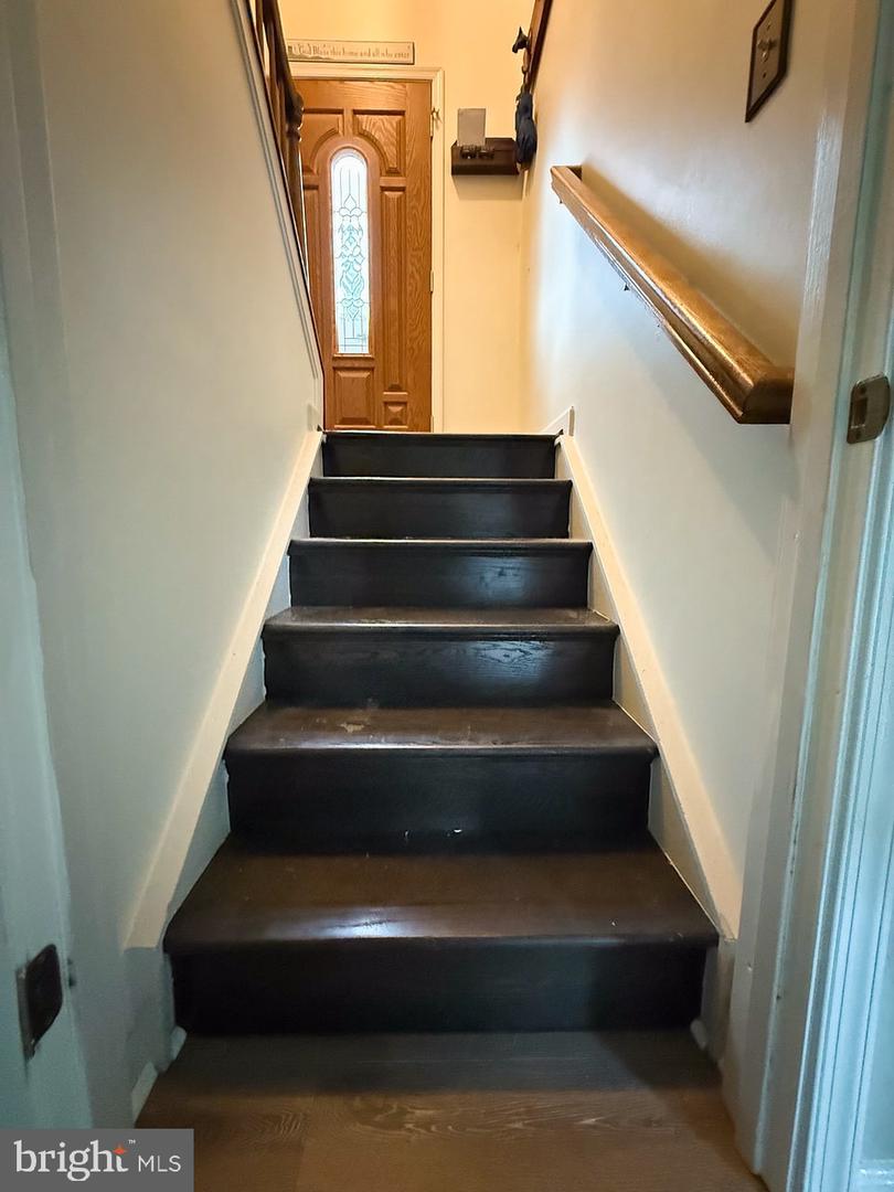 229 APPLEGATE DR, STERLING, Virginia 20164, 4 Bedrooms Bedrooms, ,3 BathroomsBathrooms,Residential,For sale,229 APPLEGATE DR,VALO2104906 MLS # VALO2104906 229 APPLEGATE DR, STERLING, Virginia 20164, 4 Bedrooms Bedrooms, ,3 BathroomsBathrooms,Residential,For sale,229 APPLEGATE DR,VALO2104906 MLS # VALO2104906