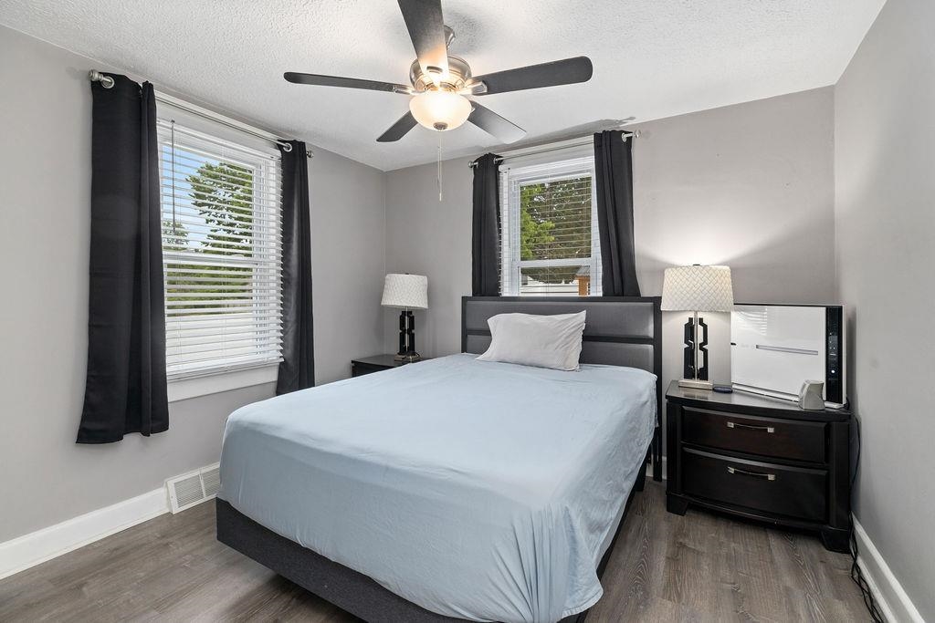 238 N CHARLOTTE AVE, WAYNESBORO, Virginia 22980, 2 Bedrooms Bedrooms, ,1 BathroomBathrooms,Residential,238 N CHARLOTTE AVE,671162 MLS # 671162