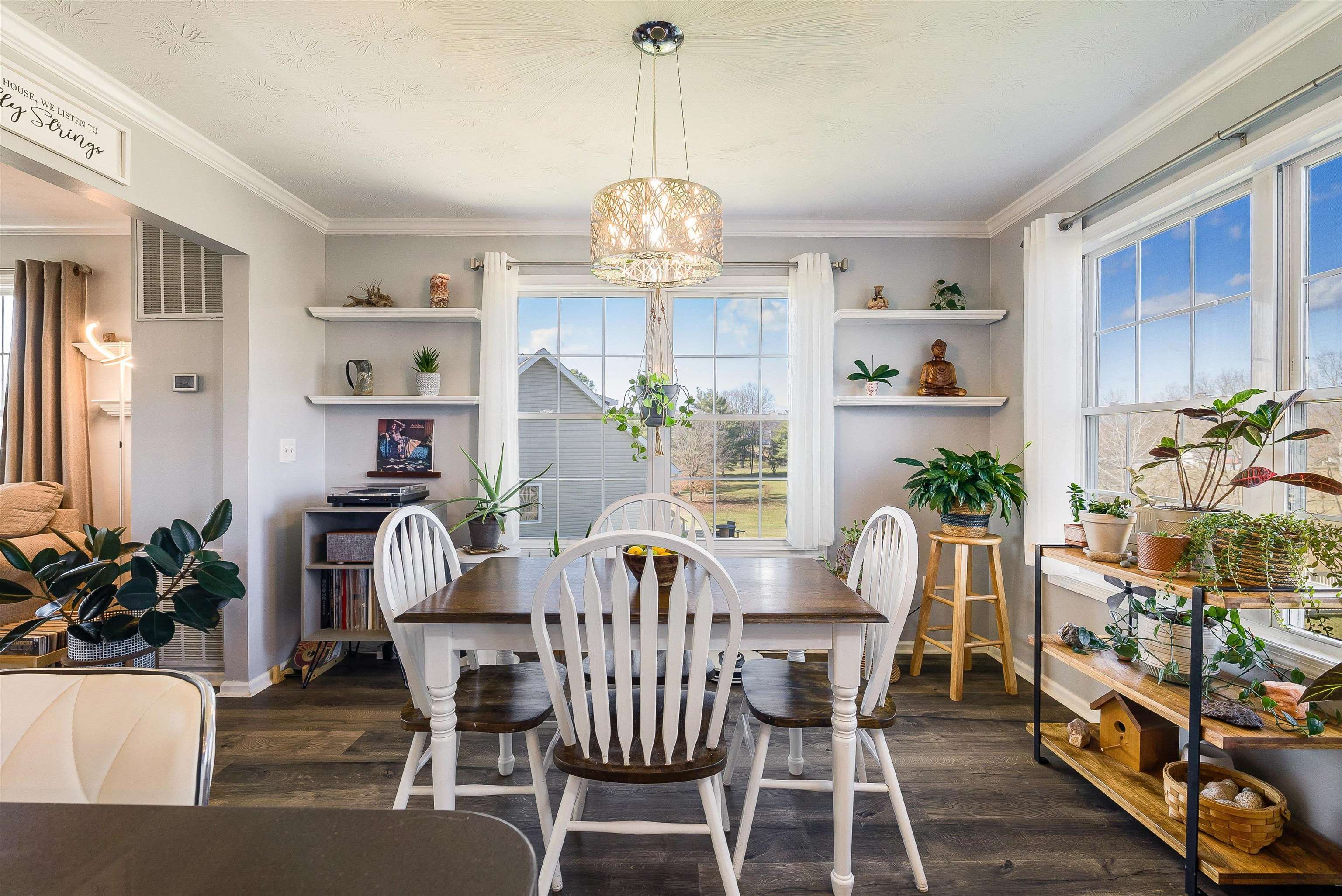 255 MORNINGSIDE DR, BROADWAY, Virginia 22815, 3 Bedrooms Bedrooms, ,2 BathroomsBathrooms,Residential,255 Morningside,255 MORNINGSIDE DR,671421 MLS # 671421