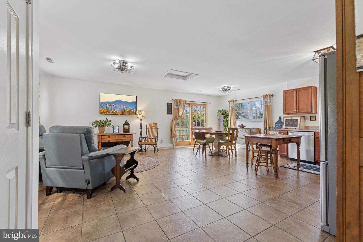 8158 TATE RD, RUTHER GLEN, Virginia 22546, 3 Bedrooms Bedrooms, ,2 BathroomsBathrooms,Residential,For sale,8158 TATE RD,VACV2009030 MLS # VACV2009030