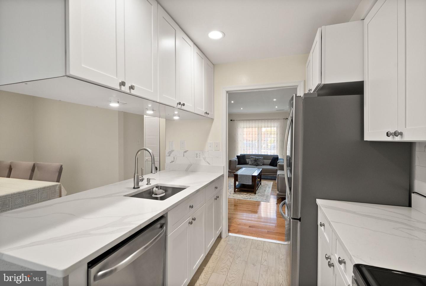 346 LANCASTER SQ, STERLING, Virginia 20164, 3 Bedrooms Bedrooms, ,2 BathroomsBathrooms,Residential,For sale,346 LANCASTER SQ,VALO2109530 MLS # VALO2109530