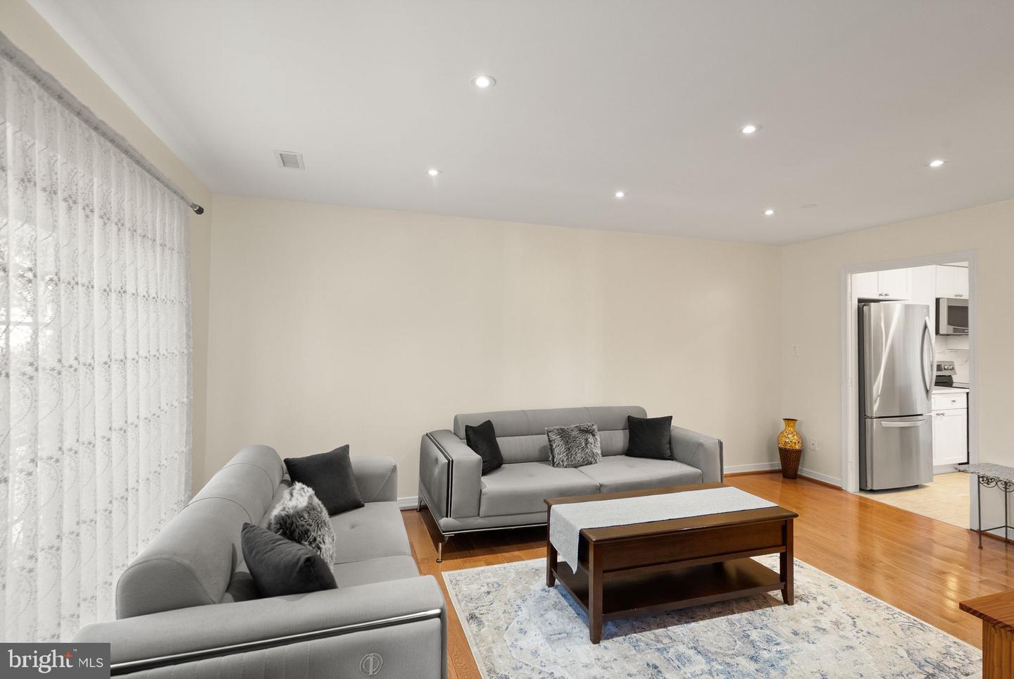 346 LANCASTER SQ, STERLING, Virginia 20164, 3 Bedrooms Bedrooms, ,2 BathroomsBathrooms,Residential,For sale,346 LANCASTER SQ,VALO2109530 MLS # VALO2109530