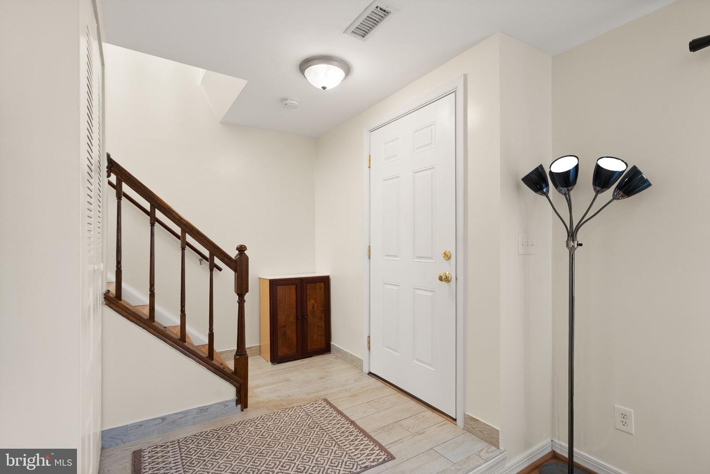 346 LANCASTER SQ, STERLING, Virginia 20164, 3 Bedrooms Bedrooms, ,2 BathroomsBathrooms,Residential,For sale,346 LANCASTER SQ,VALO2109530 MLS # VALO2109530